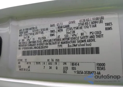 2011 Ford E-350 Super Duty Xl z USA, uszkodzony, nr VIN 1FBSS3BL3BDB29250